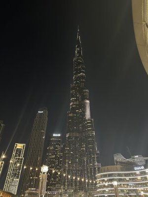 25.19583055555556,55.27761111111111