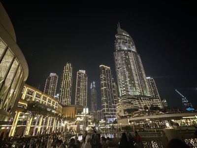 25.19573888888889,55.27751666666666