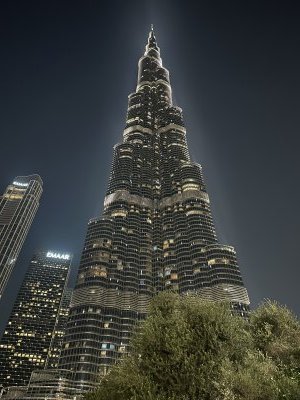 25.19625555555556,55.27556666666666