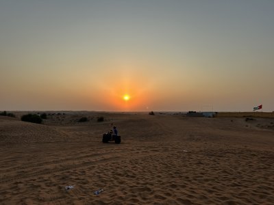 24.95831388888889,55.69990277777777