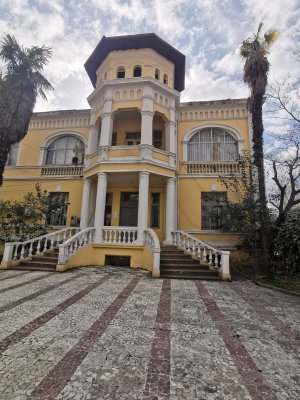 41.32611111111112,19.825