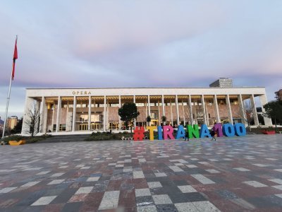 41.32871627805556,19.8185157775