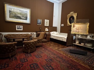 48.185425,16.31150277777778