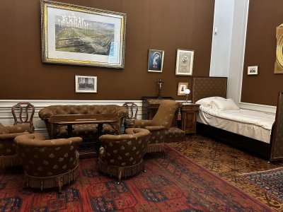 48.185425,16.31150277777778