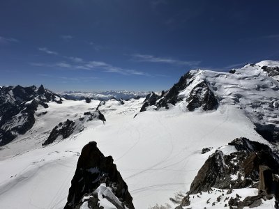 45.87987222222223,6.88814166666667