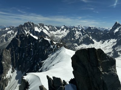 45.89005555555556,6.87507777777778