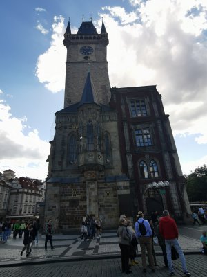 50.08722305277778,14.42110061638889