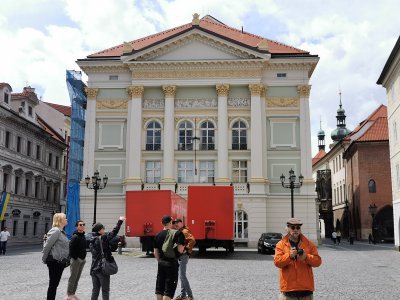 50.08739089944444,14.42121410361111