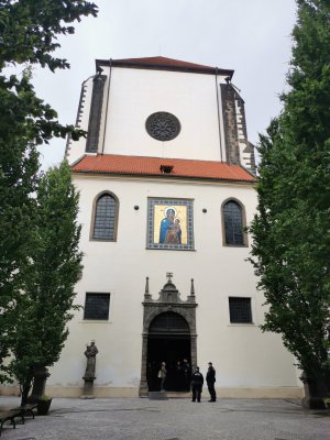 50.08297729472223,14.42273044583333