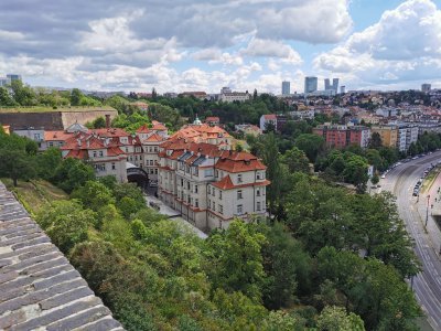 50.05676651,14.41019248944444