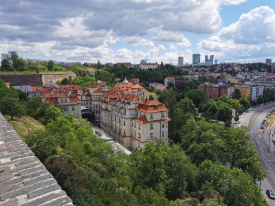 50.05676651,14.41019248944444