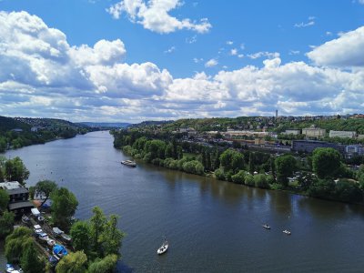 50.05676651,14.41019248944444