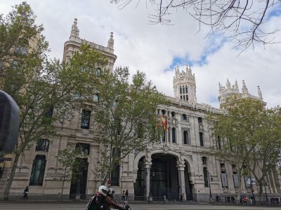 40.41959381083333,-3.69121217722222