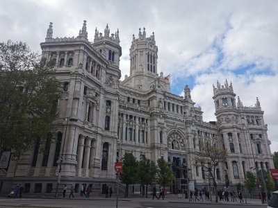 40.41965103138889,-3.69212603555556