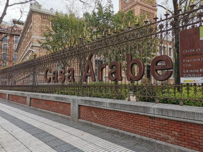 40.42168045027778,-3.68207573888889