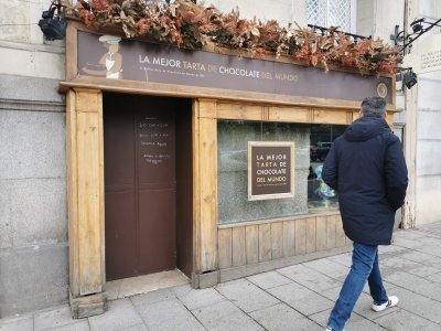 40.42087554916667,-3.68516635888889