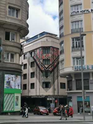 40.42214965805555,-3.70937466611111