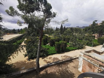 40.41981124861111,-3.71277618388889