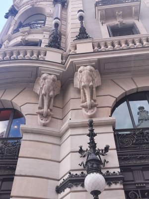 40.41776657083333,-3.70007300361111