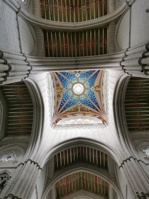 40.41561508166667,-3.71438908555556