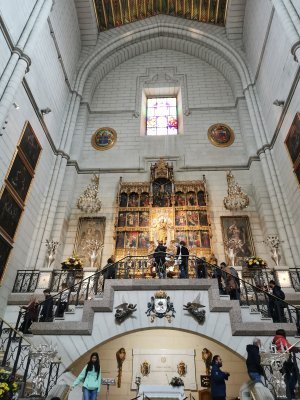 40.41567993138889,-3.71442627888889