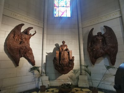 40.41561508166667,-3.71431112277778