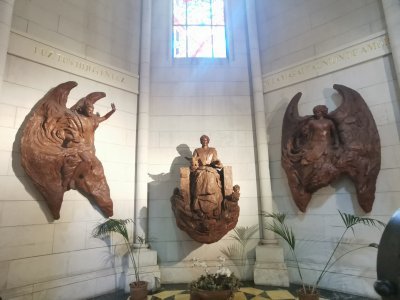 40.41561508166667,-3.71431112277778