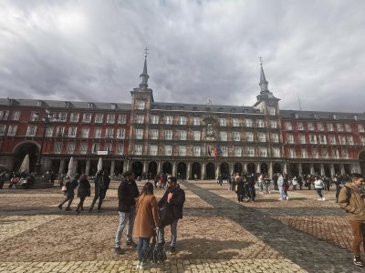 40.41531753527778,-3.70749568916667