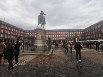 40.41531753527778,-3.70749568916667