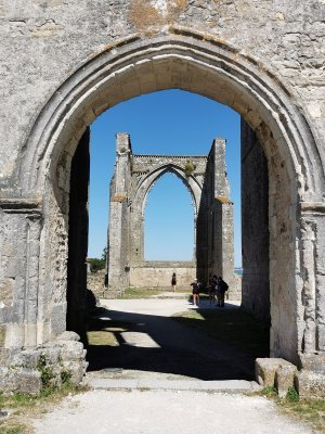 46.18566513055555,-1.29764592638889