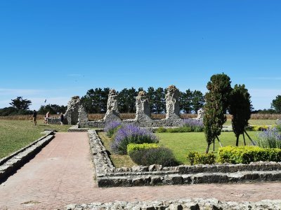 46.18948745722222,-1.34270834916667