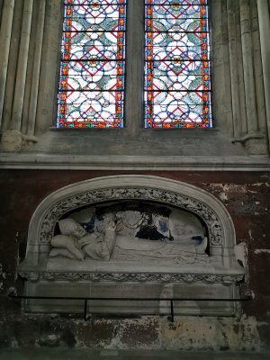 47.39606094333333,0.69514560694445