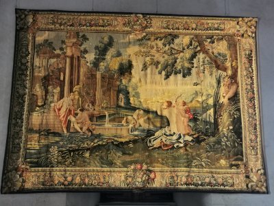 47.76716995222222,2.37320446944444