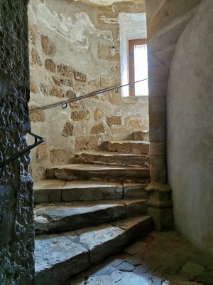 47.7700004575,2.37186861027778