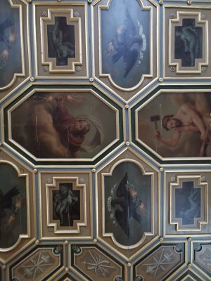 47.76761627194444,2.37578845