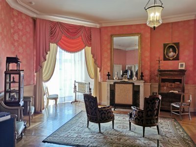 47.77118301388889,2.37434005722222