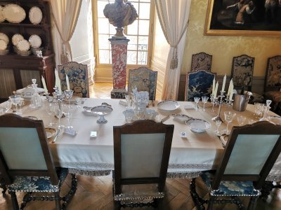 47.76761627194444,2.37579536416667