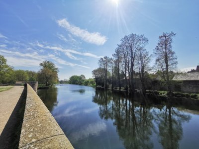 47.76669692972222,2.37615799888889