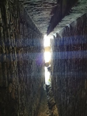 45.86406326277778,-1.0716320275