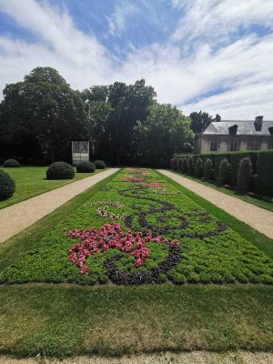 47.39476776111111,0.69501030444445