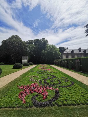 47.39472222222222,0.69472222222222