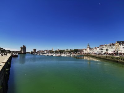 46.15777777777777,-1.15055555555556