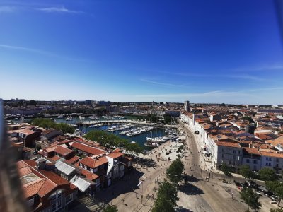 46.15542984,-1.14913976166667