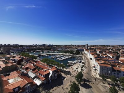 46.15542984,-1.14913976166667