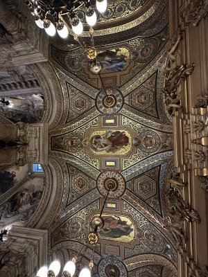 48.87165833333334,2.33205833333333