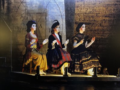 48.87177222222222,2.33183055555556