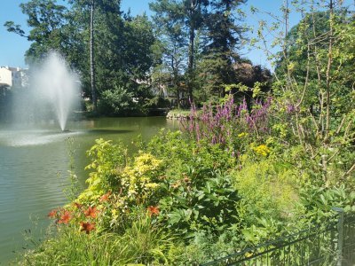 48.80329513527777,2.26811623555556