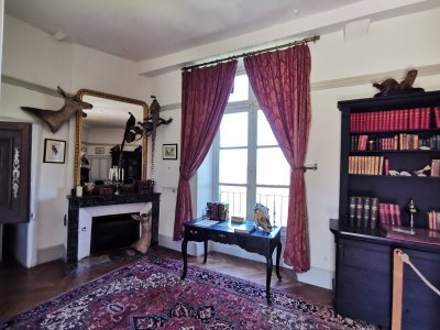 47.64860153194444,2.71960949888889