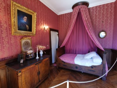 47.65399169916667,2.72590851777778