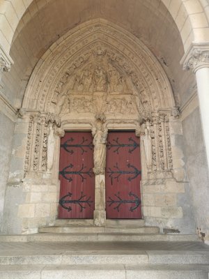 48.18464279166666,-0.12714320416667